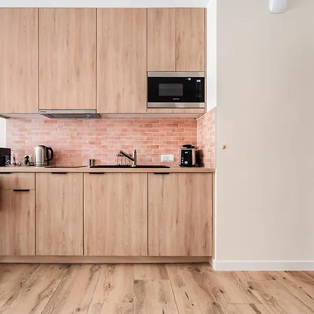 מלון דירות Linea Mare 3*